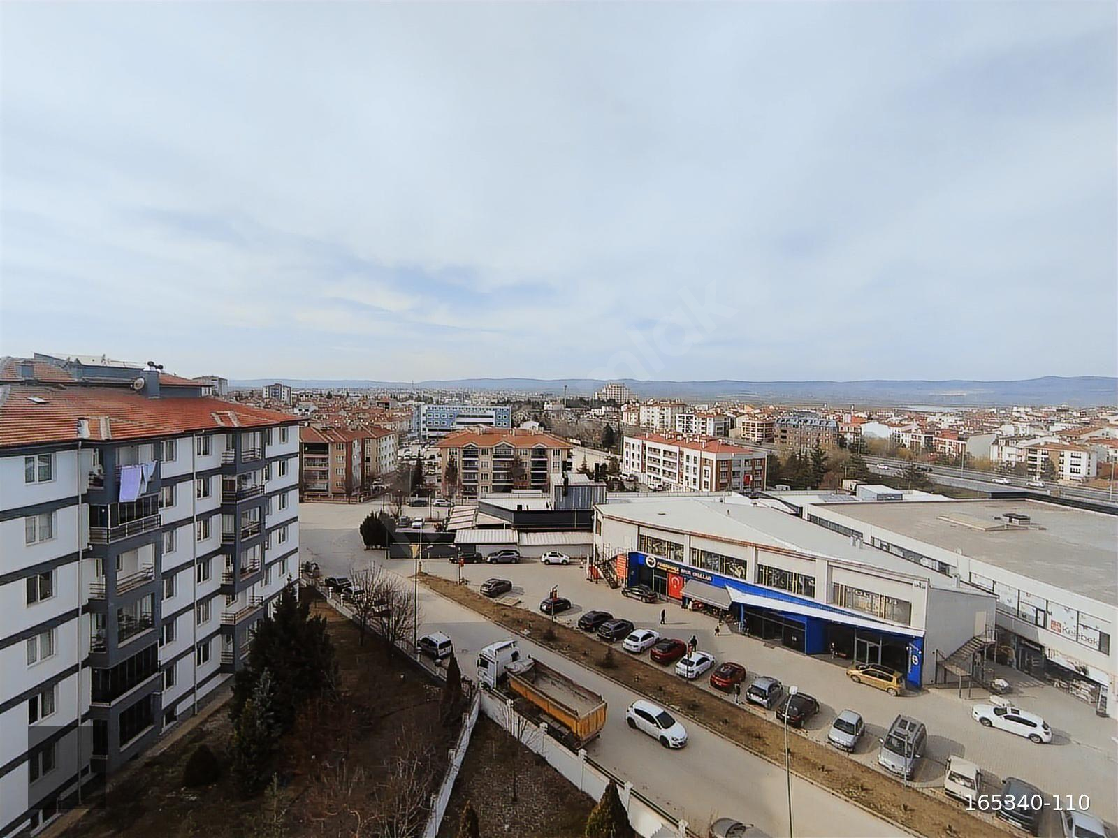 HALİM ÇAL'DAN BATIKENT'DE MANZARALI 3+1 SATILIK DAİRE