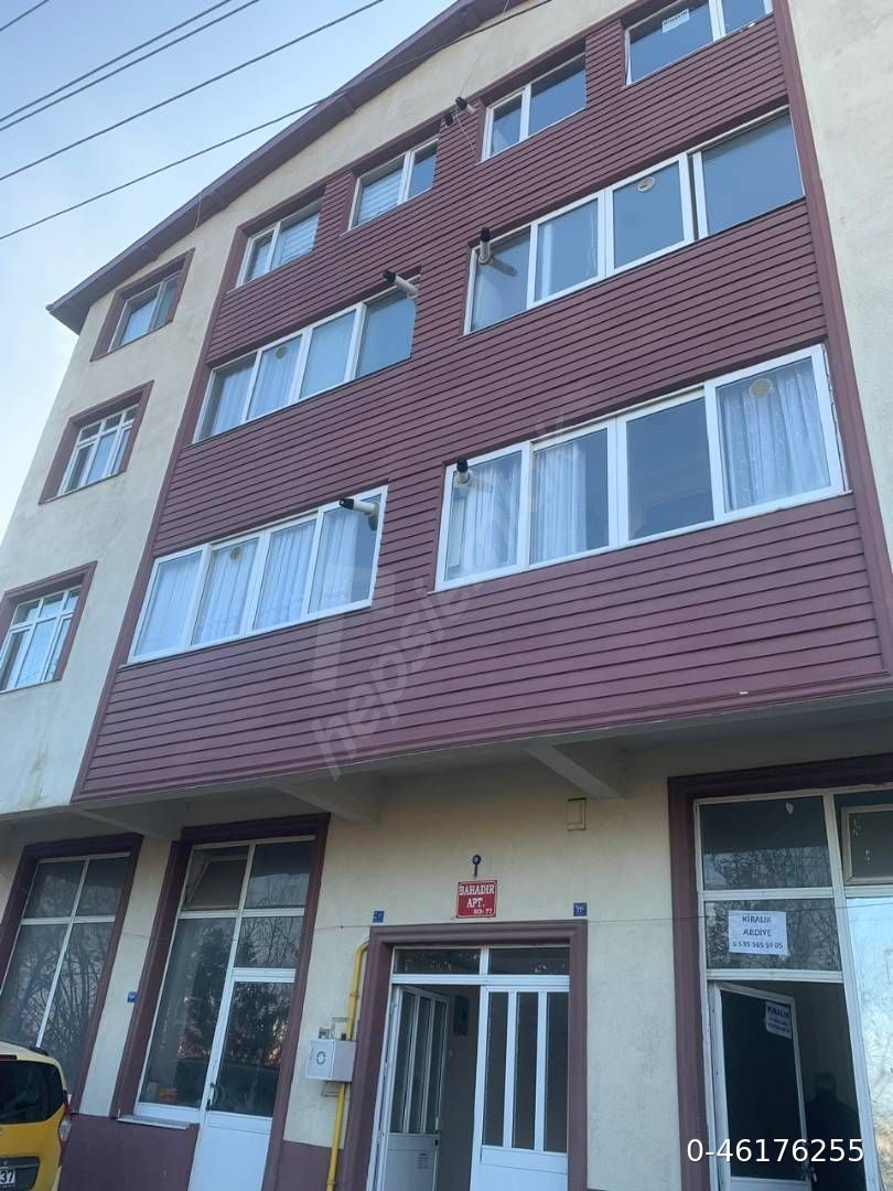 Buldanlı Sokakta Adliye Konutlarına Yakın Geniş, Ferah