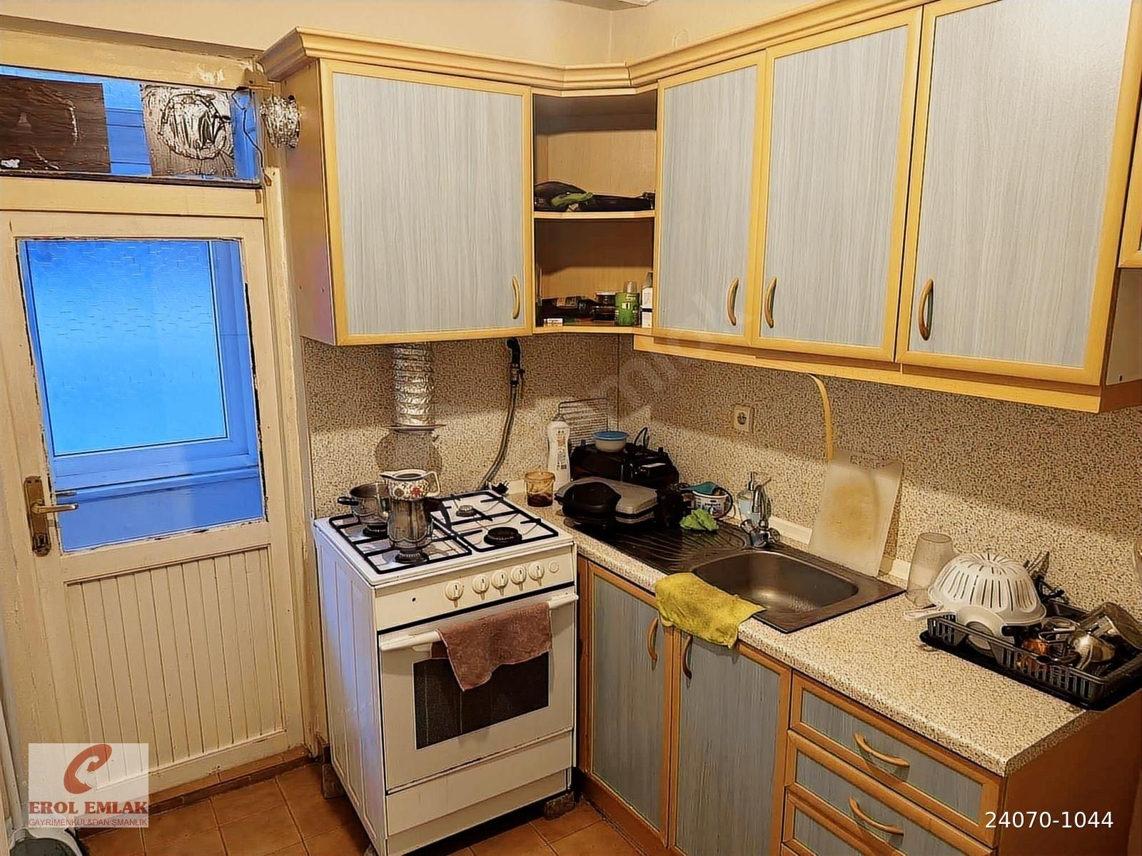 BANDIRMA H.ÇAVUŞ MH.2+1 ARAKAT SATILIK DAİRE