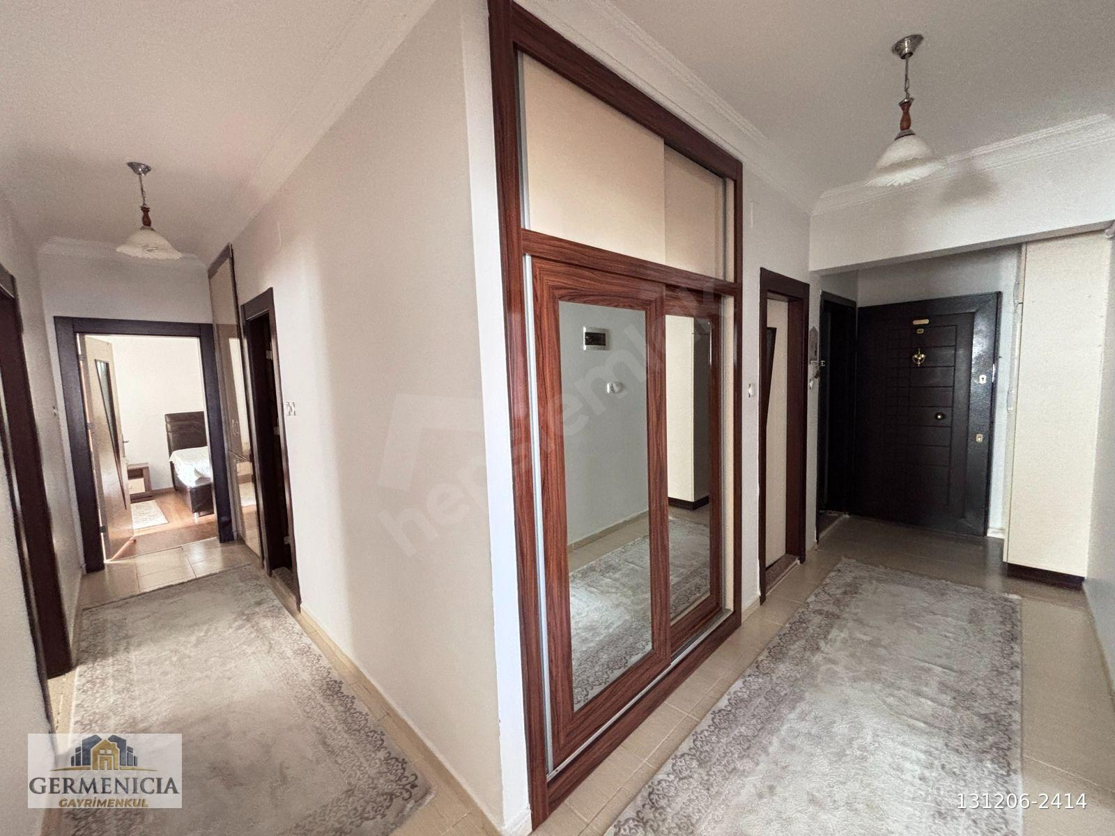 YİRMİİKİGÜN MAH.MAVİŞEHİR SİTESİNDE SATILIK 3+1 DAİRE