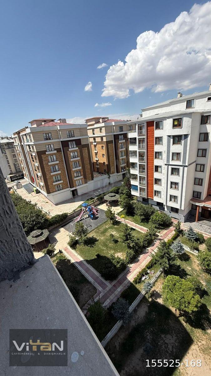 İKİ NİSAN'DA FULL YAPILI VE EŞYALI 5+1 KİRALIK DUBLEKS DAİRE