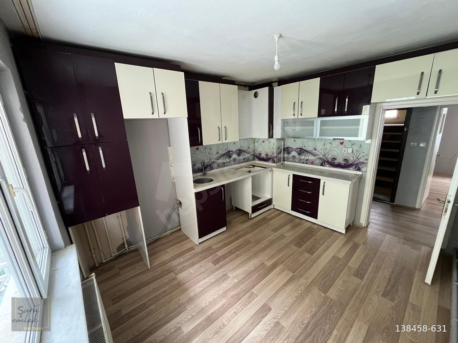 ŞURA EMLAK EMEK MAHALLESİ ERTAŞ CAD.DİBİNDE SATILIK 3+1 DAİRE