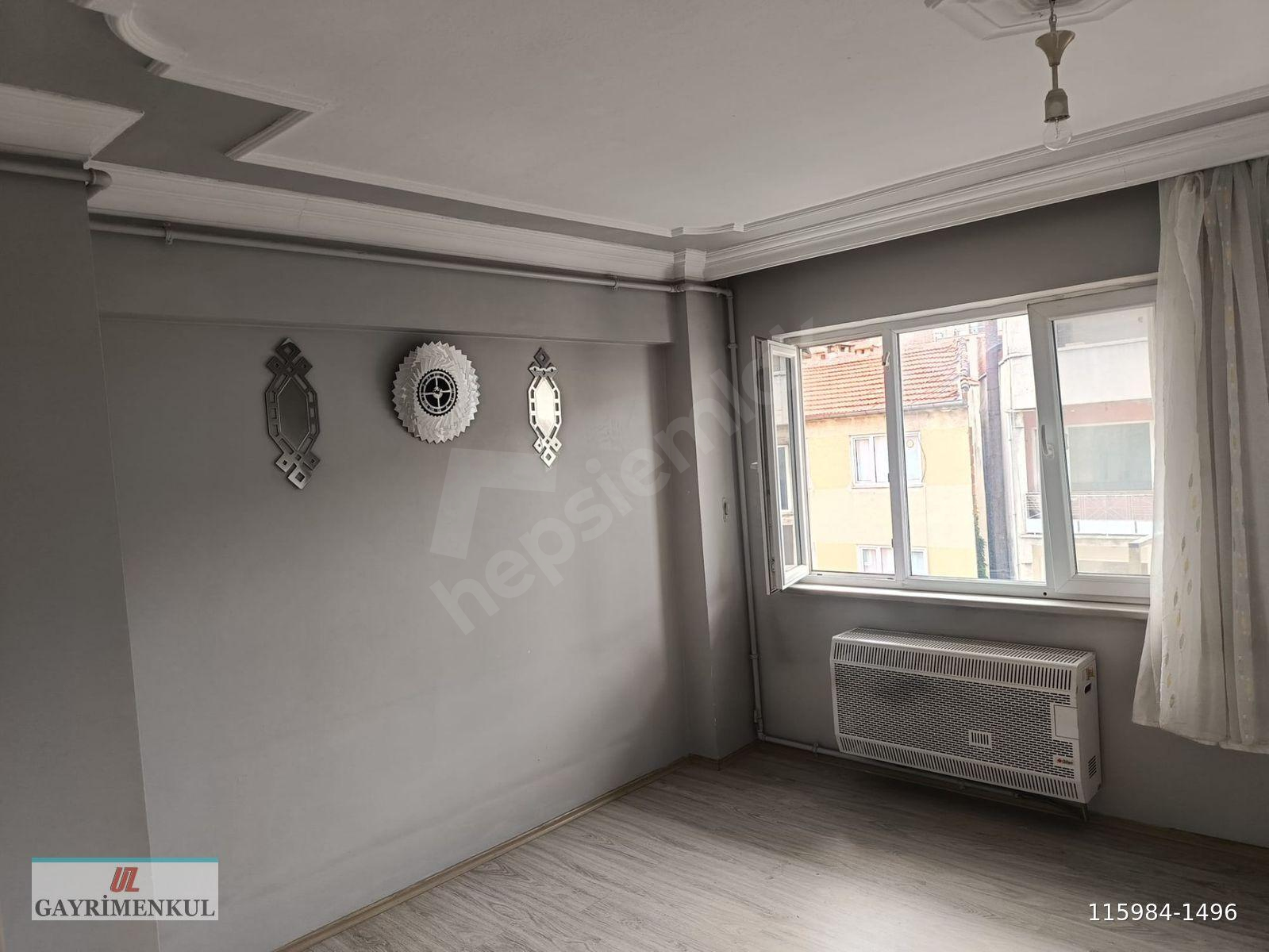 BURSA OSMANGAZİ SAKARYA MH MERKEZİ KONUMDA KİRALIK DAİRE