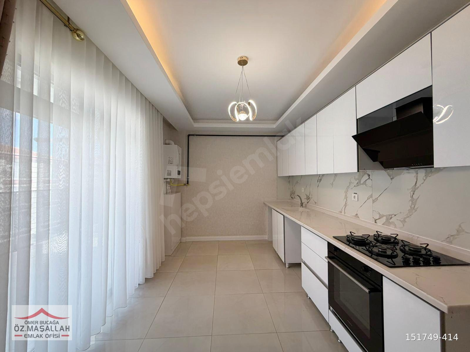 ÖZ.MAŞALLAH'DAN MERKEZİ KONUM YAPILI ARA KATTA 3+1 LÜXS DAİRE-