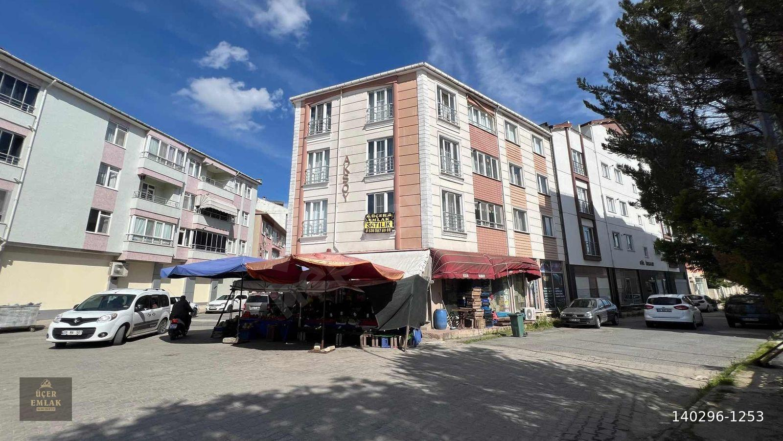 ÜÇER EMLAKTAN BABAESKİ GAZİKEMALMAH. 3+1 MASRAFSIZ SATILIK DAİRE