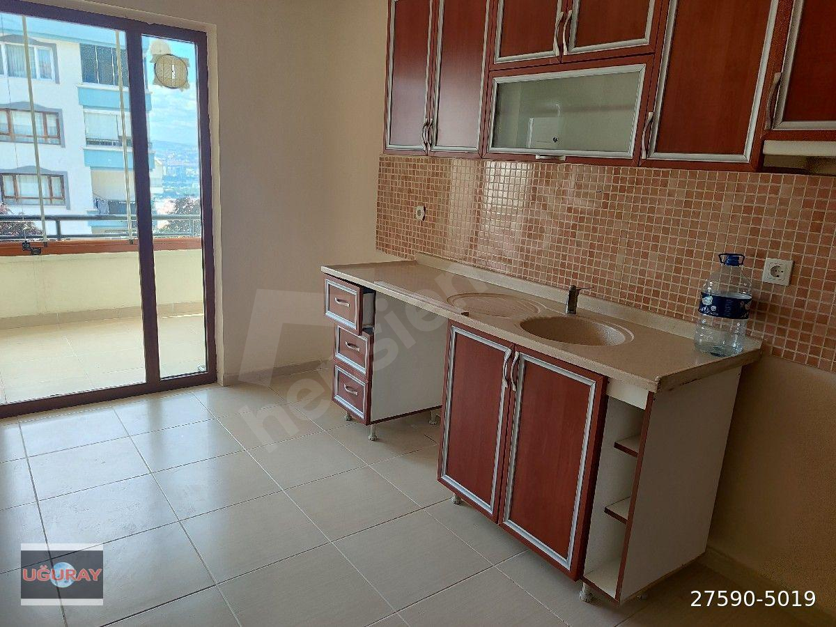 UĞURAY'DAN KOMBİLİ ARAKAT'TA TEMİZ 3+1 90M2 ÇİFT CAM BALKONLU