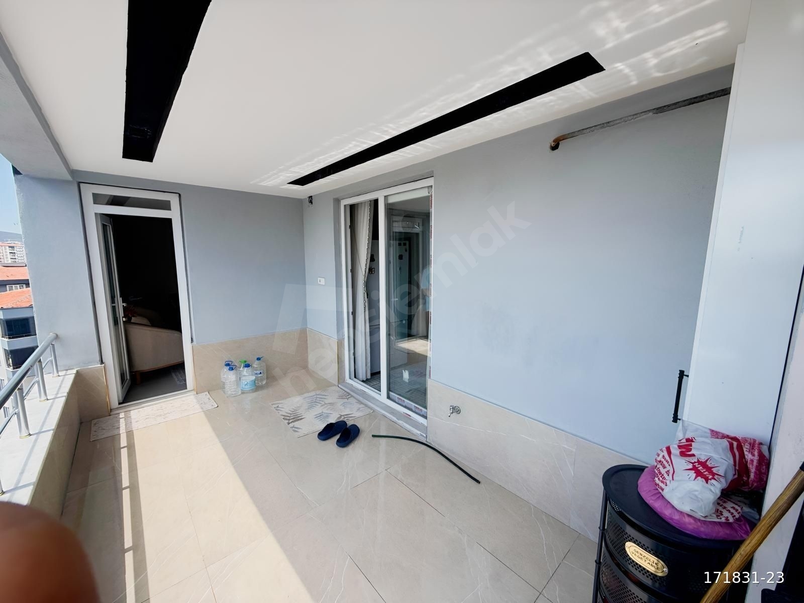 YB GAYRİMENKULDEN BELKIZDA LÜXS MASRAFSIZ FIRSAT ARAKAT 2+1DAİRE