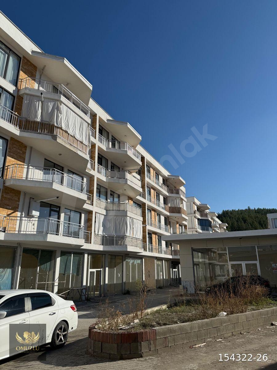 SAFRANBOLU KARŞIYAKA KONUTLARIN DA SATILIK 4,5+1 DAİRE