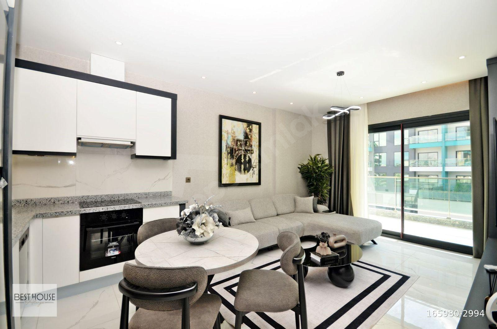 ALANYA KARGICAK’TA DENİZE 200 M HAVUZ MANZARALI 1+1 DAİRE