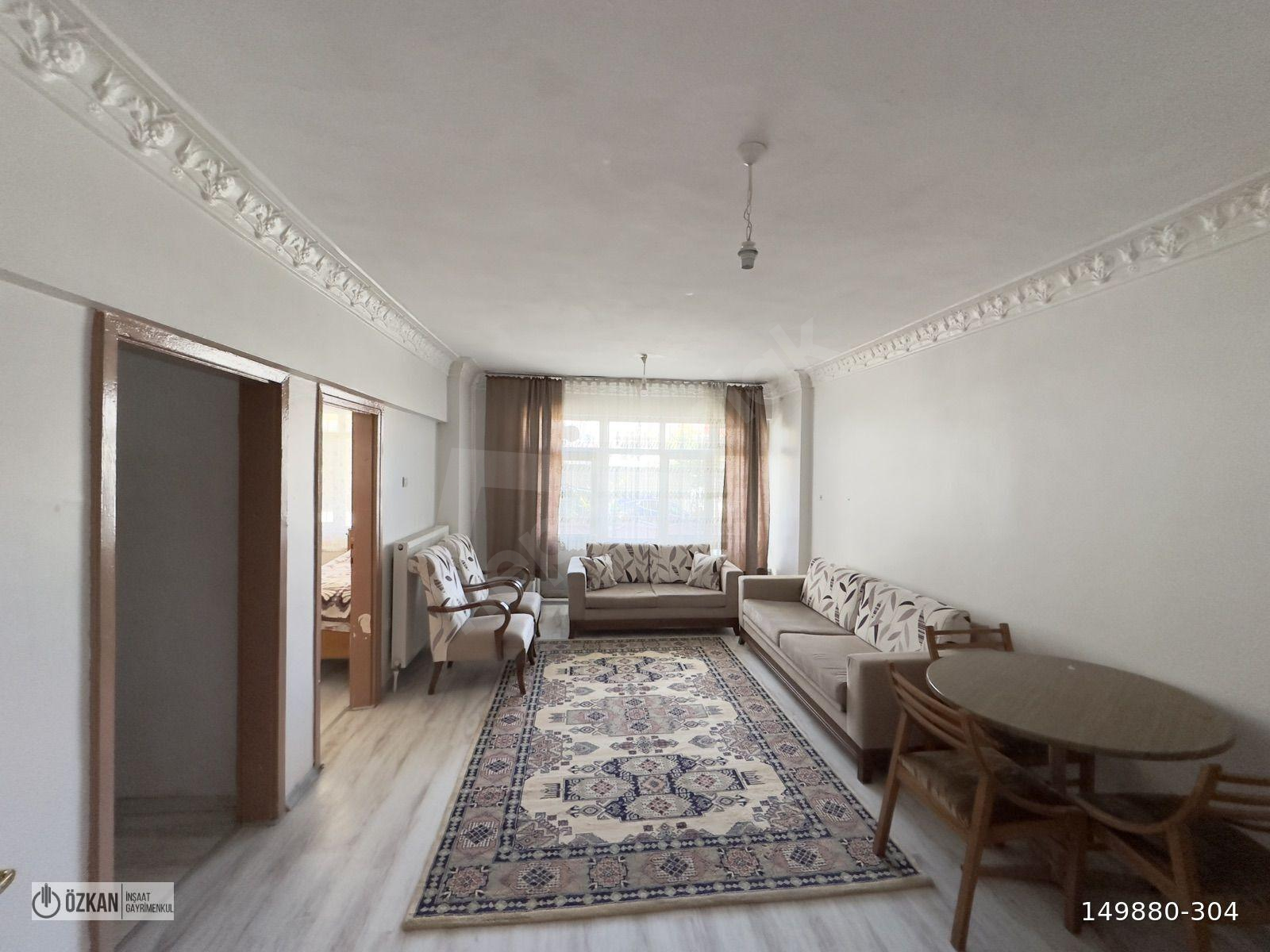 ERTUĞRULGAZİ MAH. CADDE ÜZERİ MERKEZİ KONUMDA FULL EŞYALI 2+1 KİRALIK DAİRE