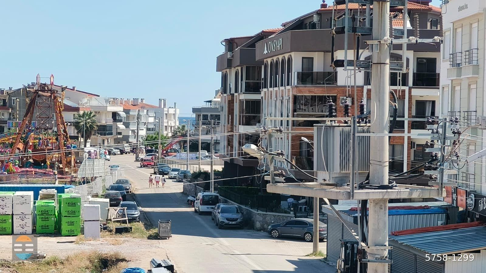 Ayvalık Sarımsaklıda Deniz Manzaralı Satılık 3+1 Daire