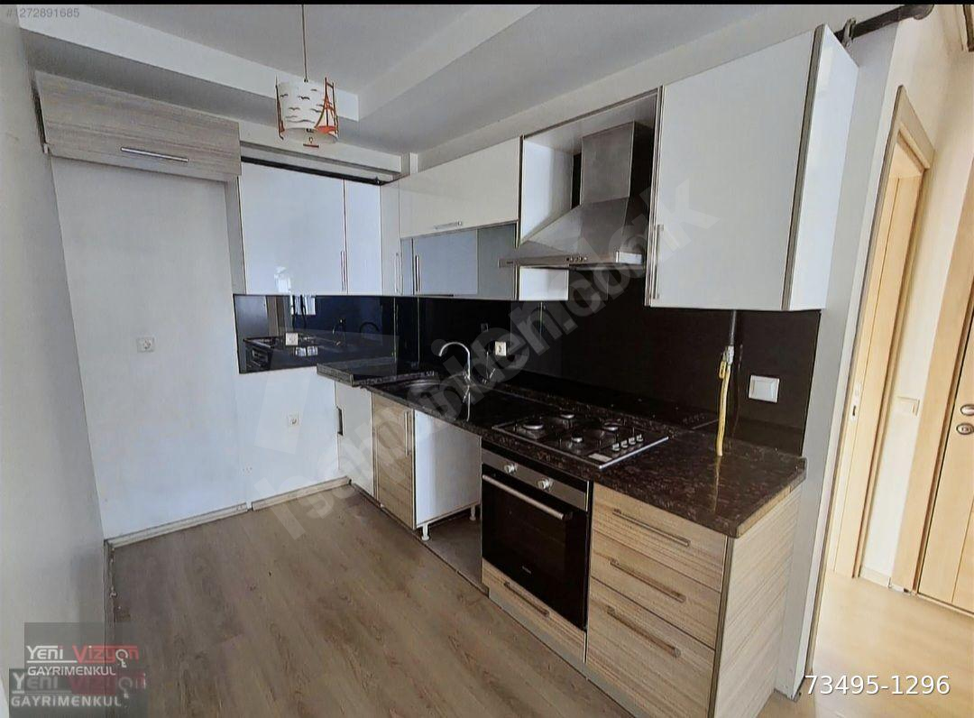HUZUR EVLERİNDE DÜŞÜK KATLI D.GAZLI SATLIK 2+1 DAİRE..