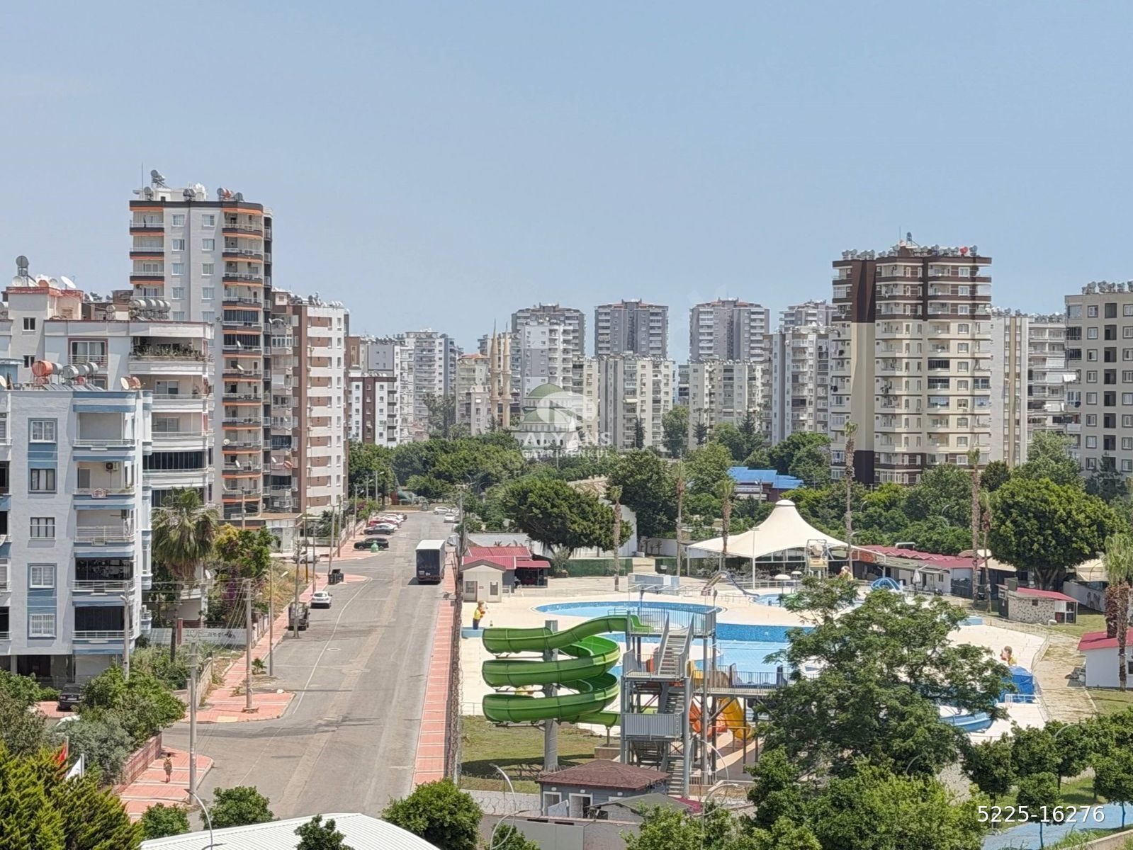 ALYANSTAN VİRANŞEHİRDE HEM GMK HEM DENİZE YÜRÜME MESAFESİNDE 3+1