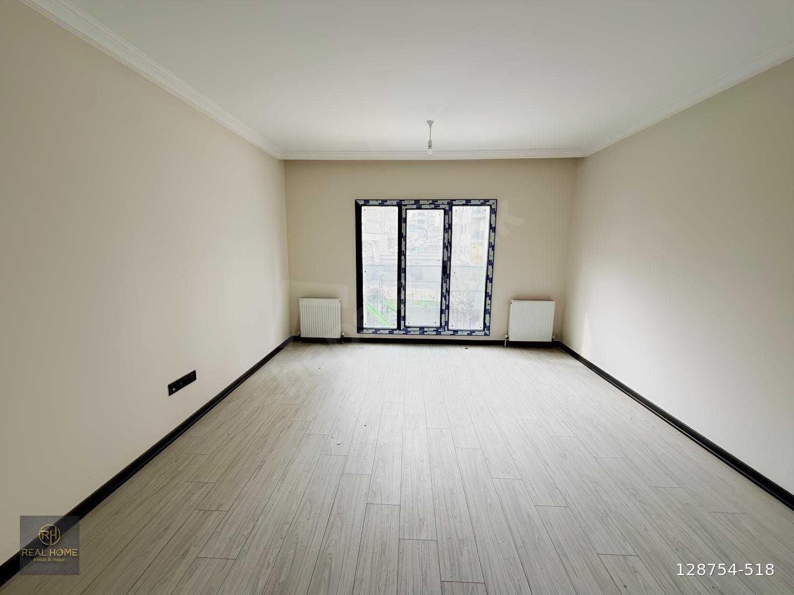 BAĞCILAR YENİ HAYAT KİRAZLI SİTESİ 3+1 SATILIK 125 m2 1.KAT