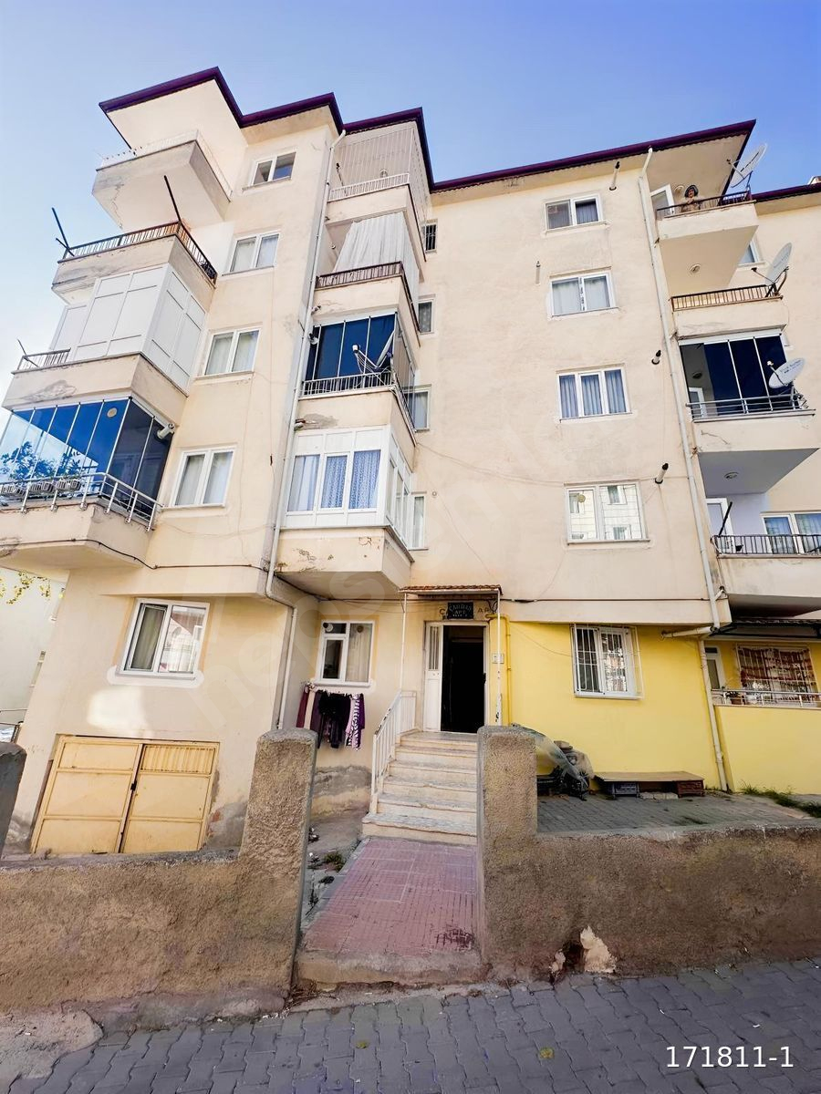 LACİVERT YATIRIMDAN BAHÇELİ EVLERDE SATILIK 2+1 DAİRE