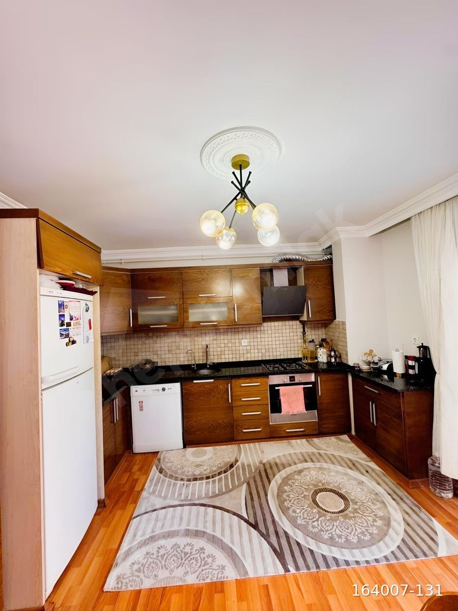 HARİKA MANİSA TURGUTLU CUMHURİYET M SATILIK ARAKAT 2+1 DAİRE