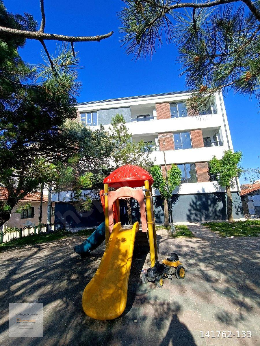🌿 ESENTEPE SARIGÜL SOKAK'TA PARK MANZARALI FIRSAT DAİRE 🌿