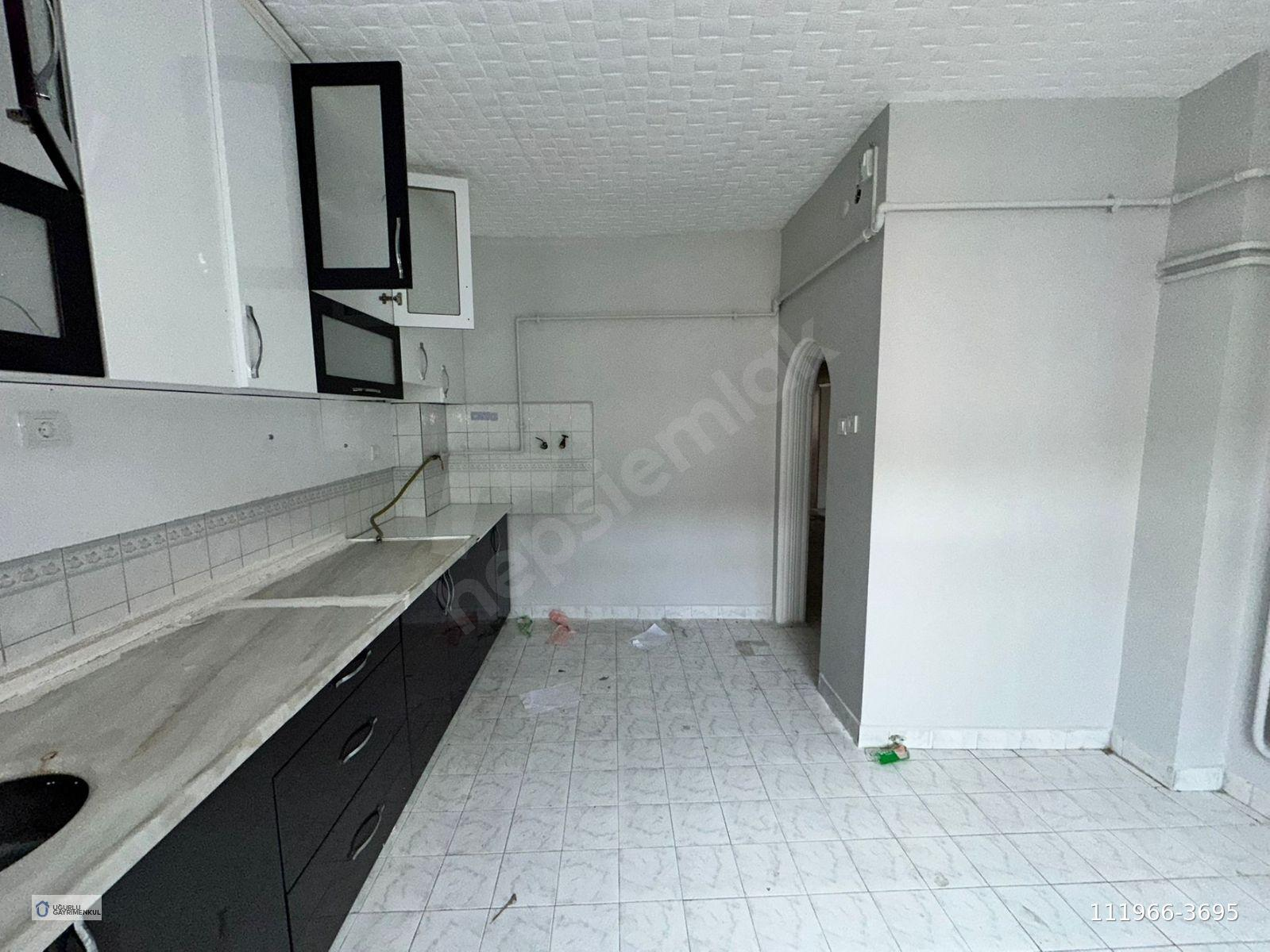 🏡 UĞURLU EMLAK’TAN KURTULUŞ MAHALLESİ’NDE SATILIK 3+1 DAİRE 🏡