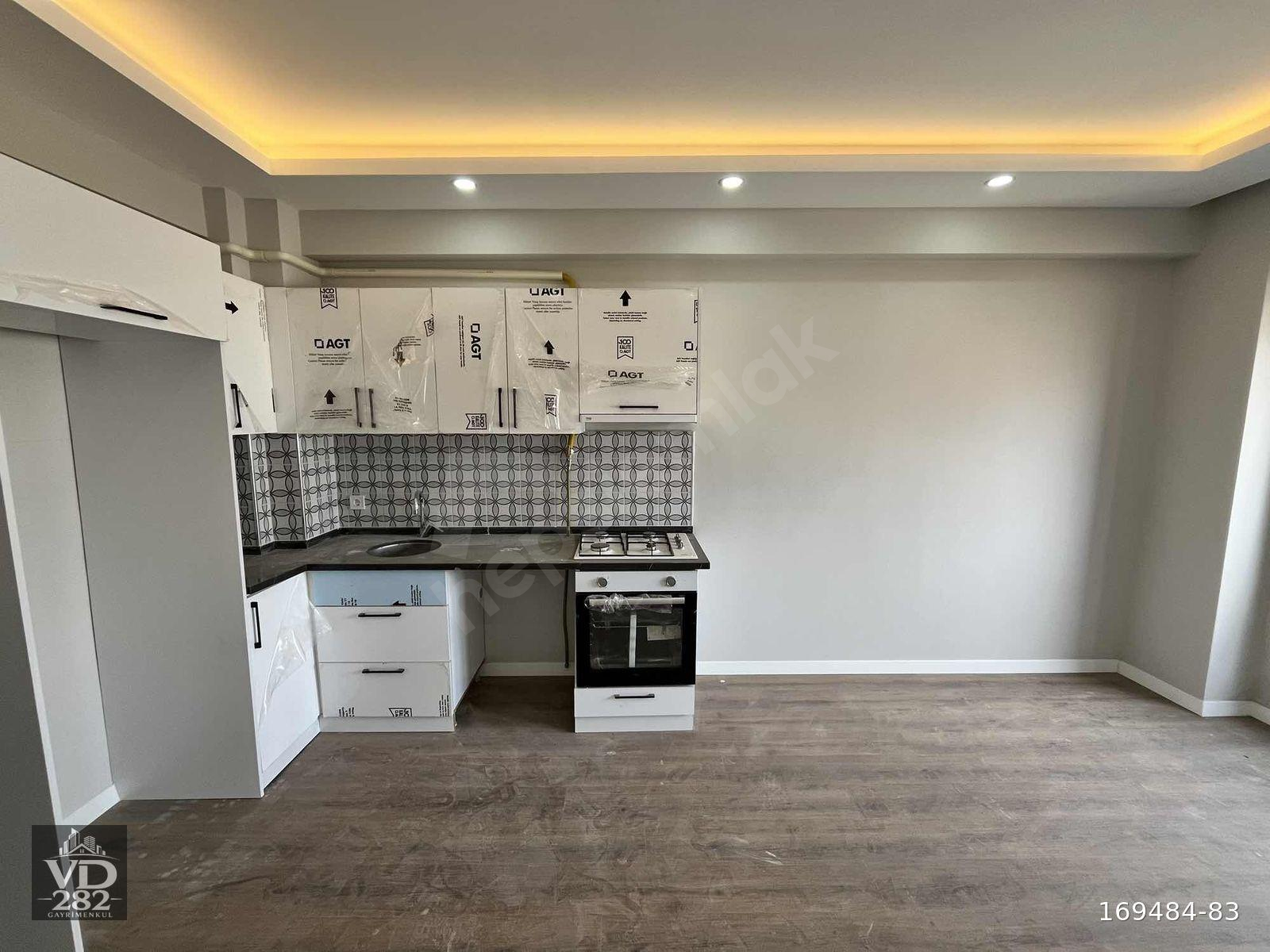 VD 282 GAYRİMENKUL YENİ BELEDİYE YAKINI 1+1 DAİRE
