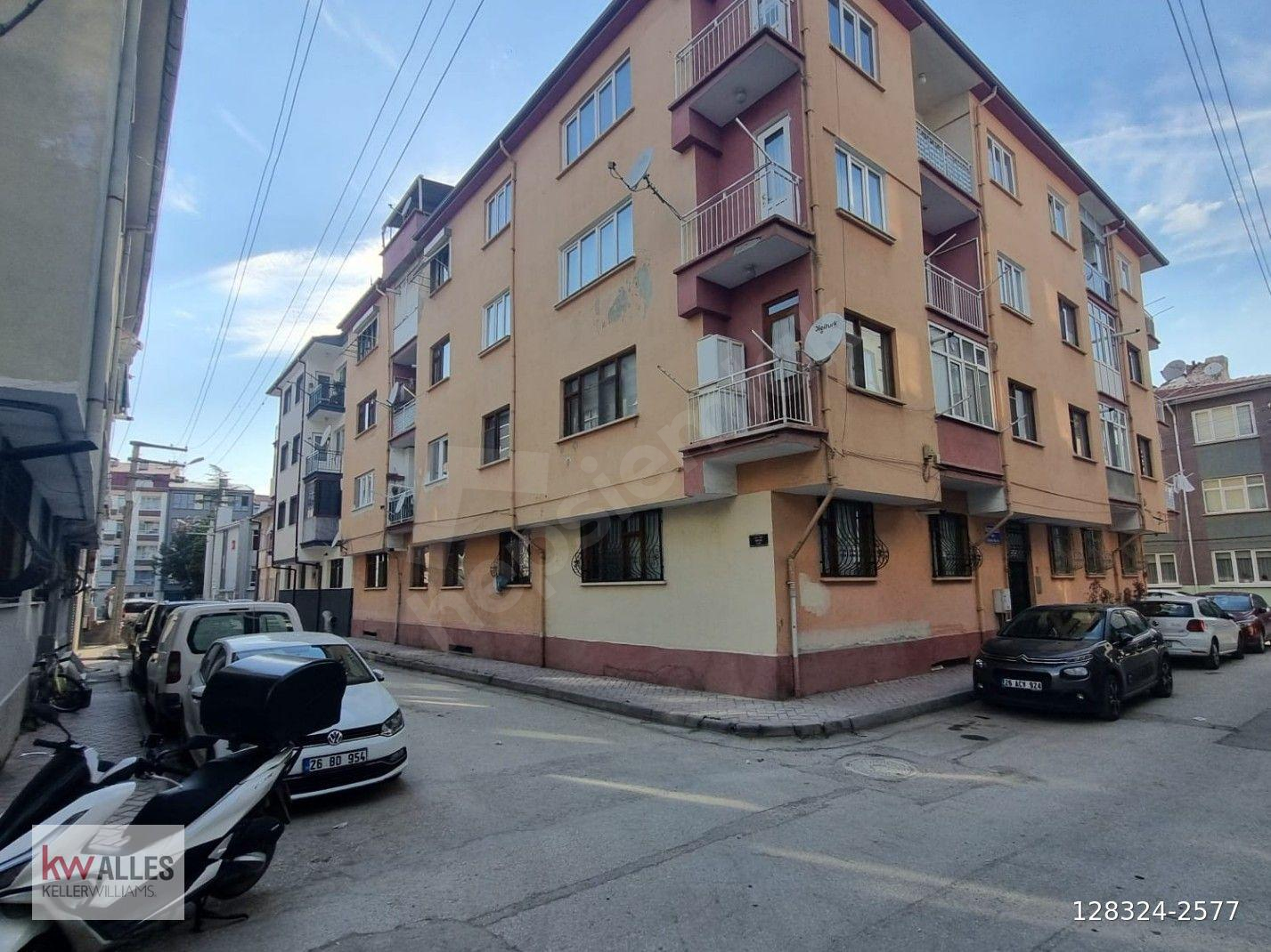 KW ALLESTEN KIRMIZI TOPRAK MAH'DE ADALAR BÖLGESİNE YAKIN 3+1 KİRALIK KÖŞE DAİRE