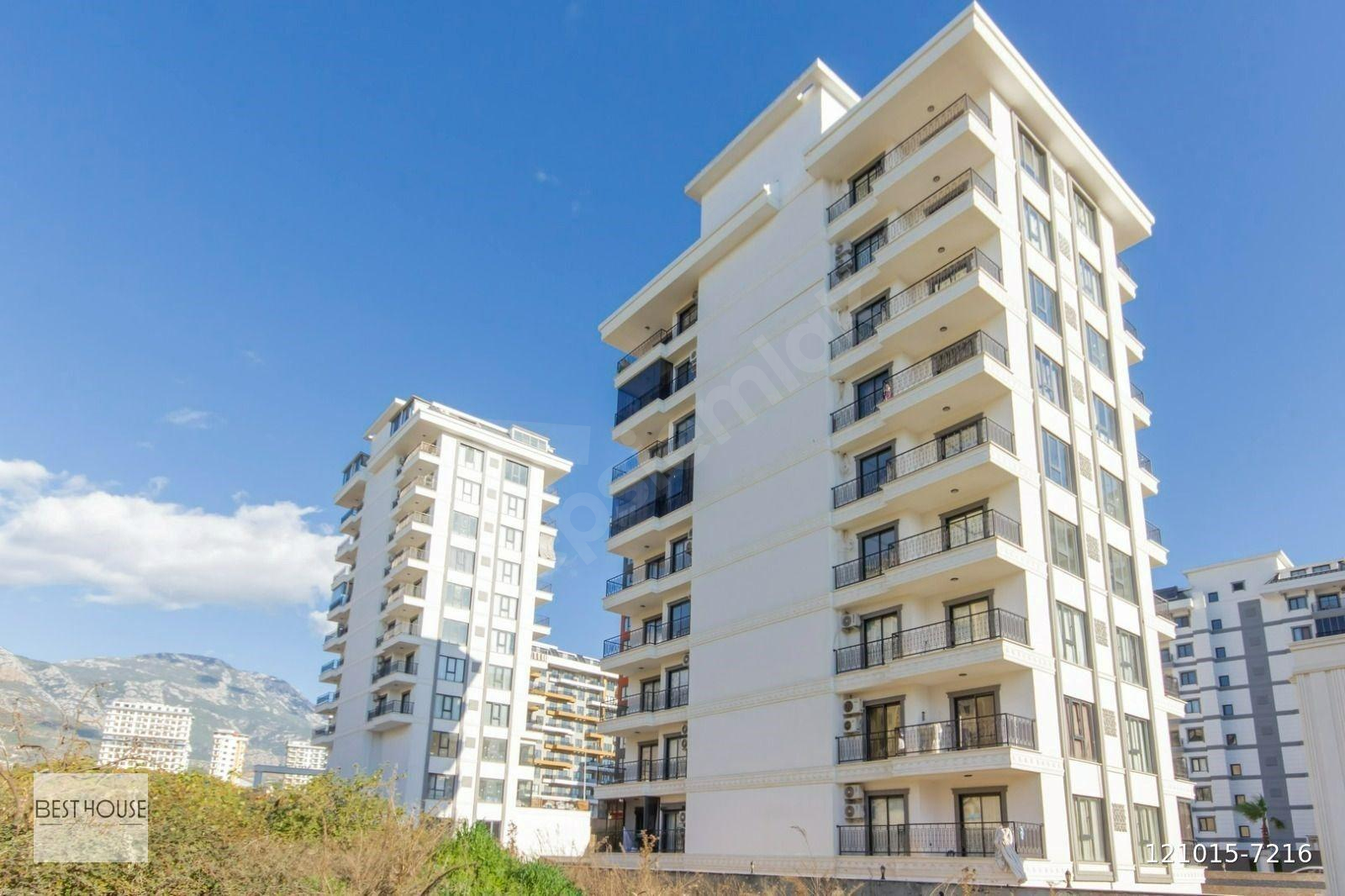ALANYA MAHMUTLAR’DA DENİZE 650 M LÜKS KOMPLEKSTE 1+1 DAİRE