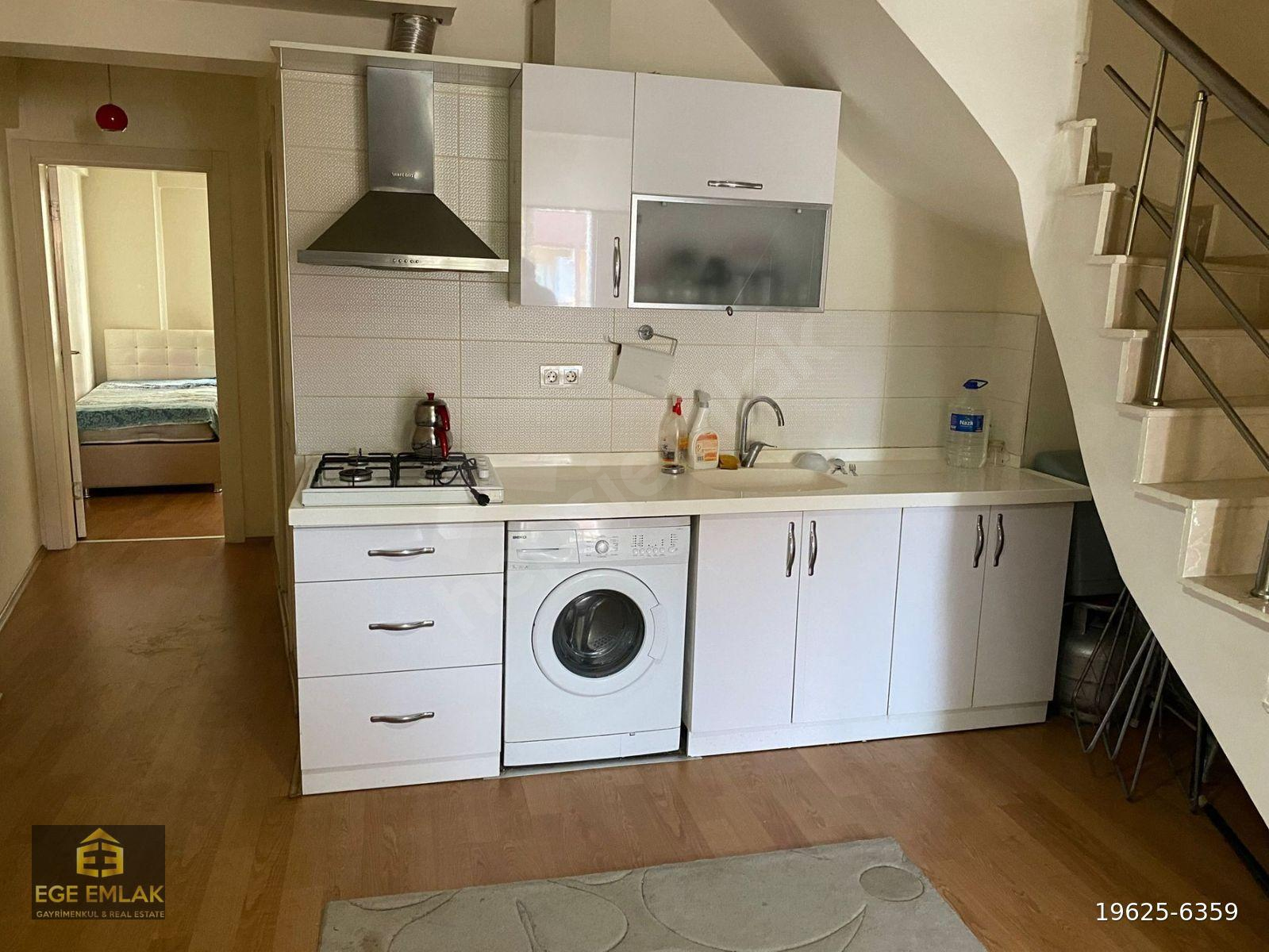 EGE EMLAK'TAN ZAFER MAH. 2+1 90m2 SATILIK ASANSÖRLÜ DÜBLEX DAİRE