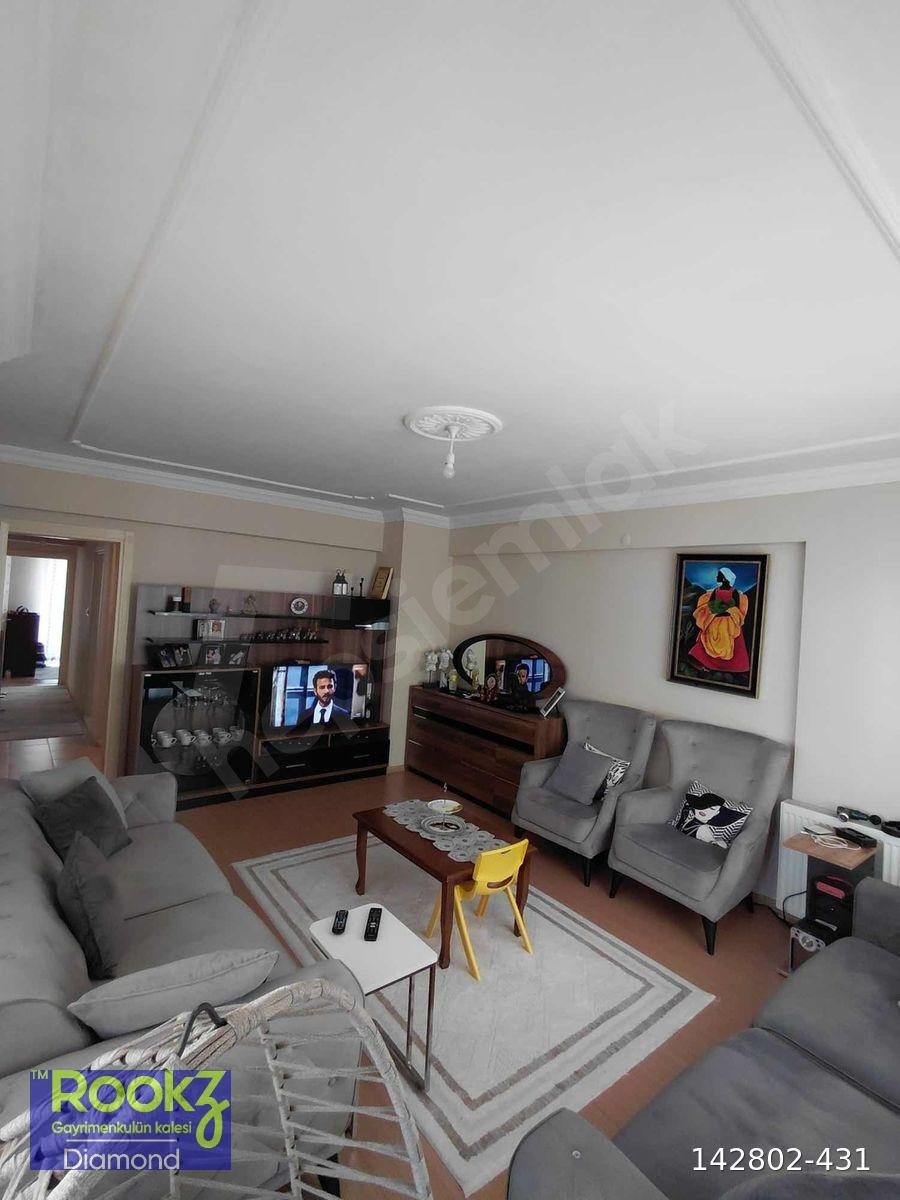 Balıkesir Burhaniye Bahçelievler'de 3+1 Kiralık Daire