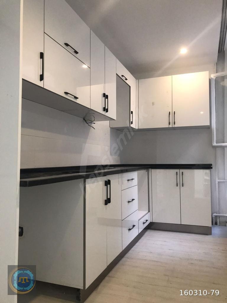 [KIRIM] İKİ EYLÜL CADDESİ ÜZERİ UYGUN FİYATLI 3+1 DAİRE