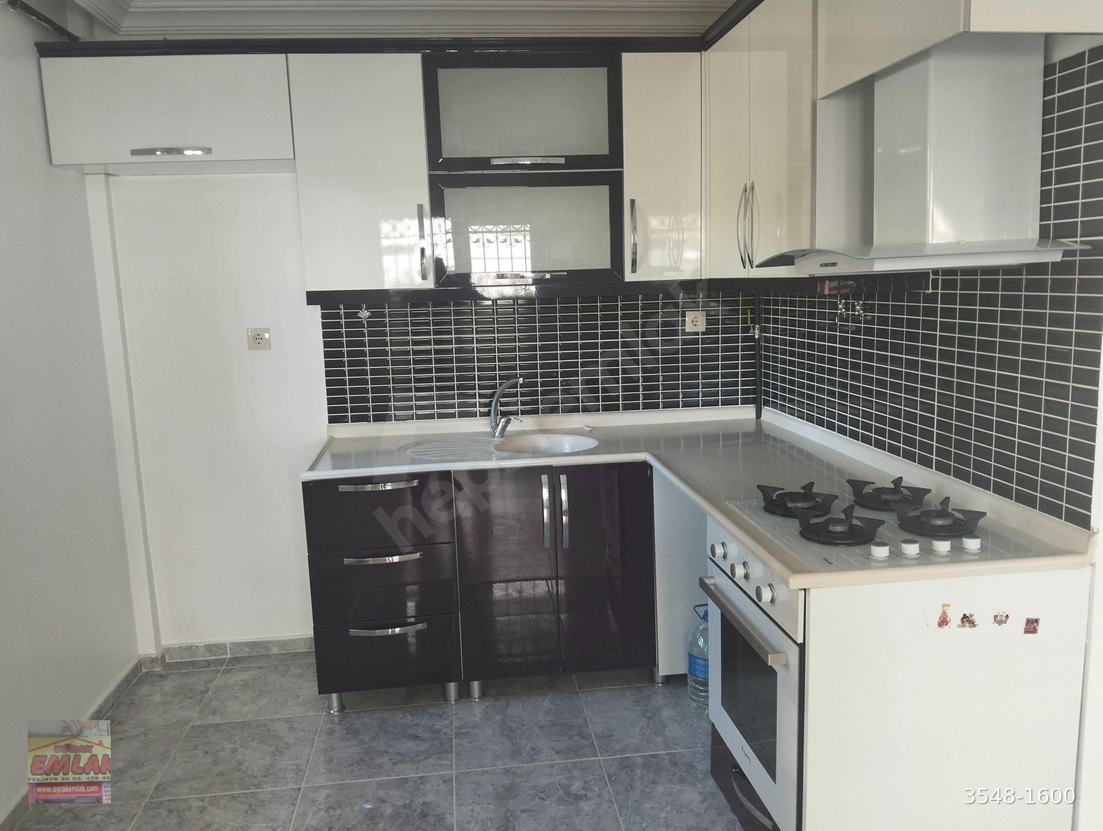 dikmem keklikte kiralık 1+1 kombili Amerikan mutfak kot 1 de