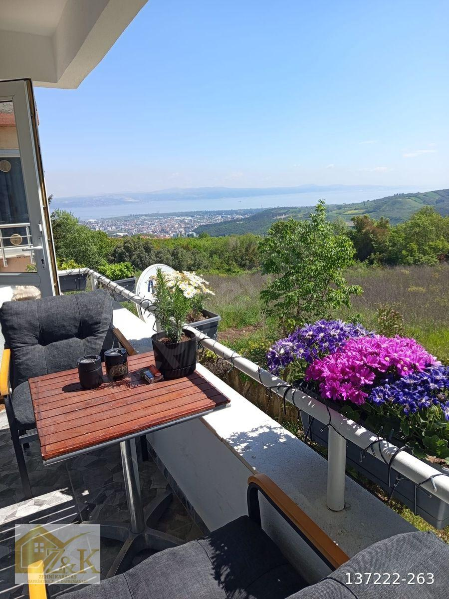 Altınovada Deniz Manzaralı, Ultra Lüks 3+1 Satılık Daire
