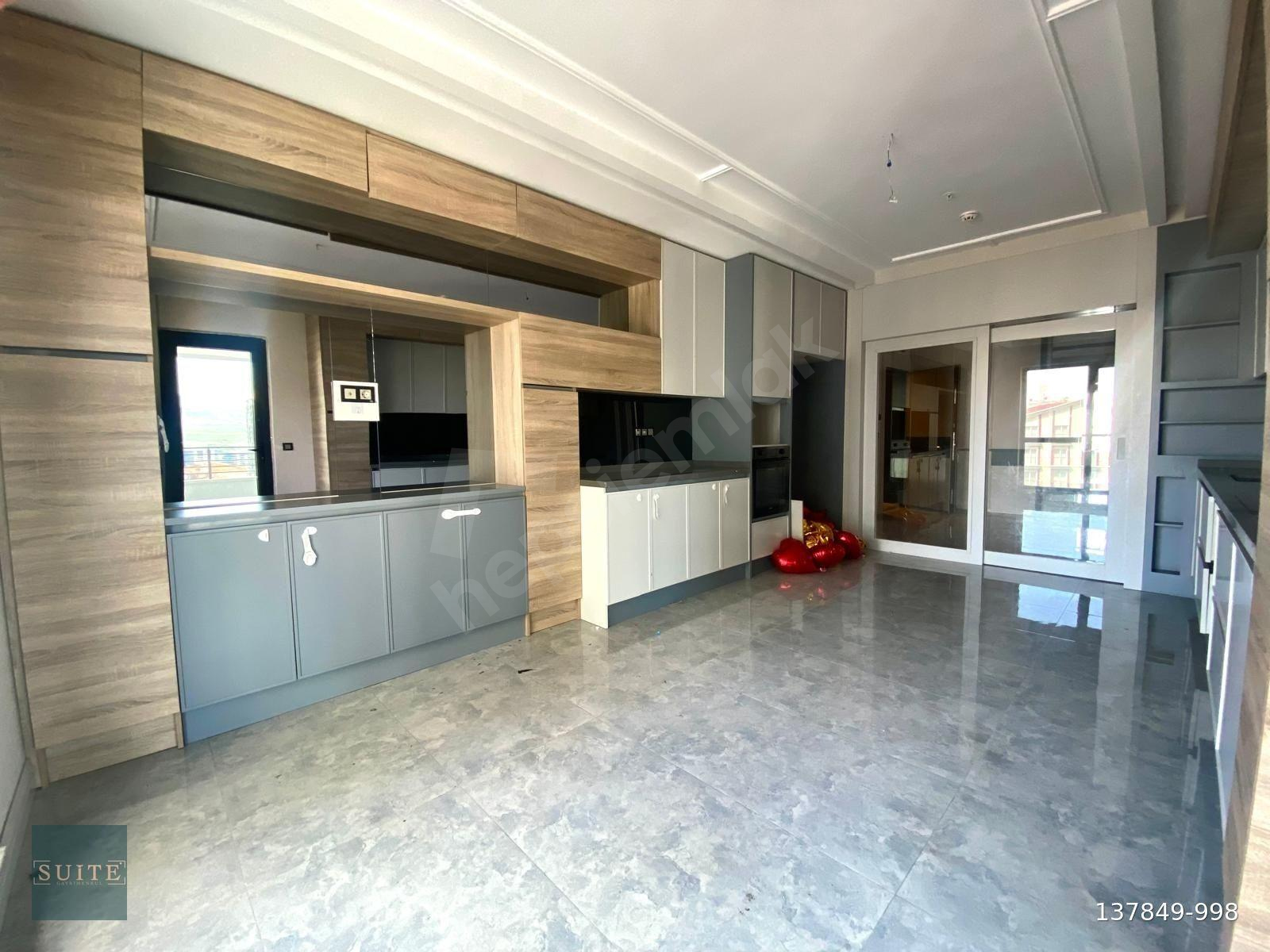 BAŞKENT CD. PARALELİ E.BANYOLU GİYİNME ODALI 4+1 KİRALIK DAİRE