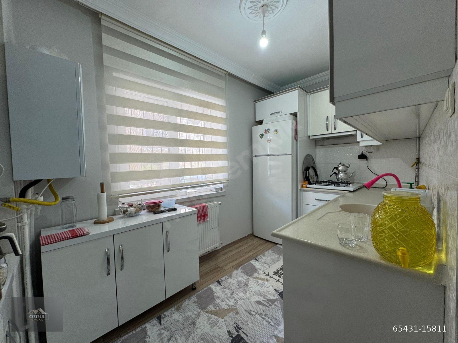 ÖZGÜL EMLAK'tan MERKEZDE FULL YAPILI MASRAFSIZ UYGUN 3+1 YÜKSEK GİRİŞ DAİRE