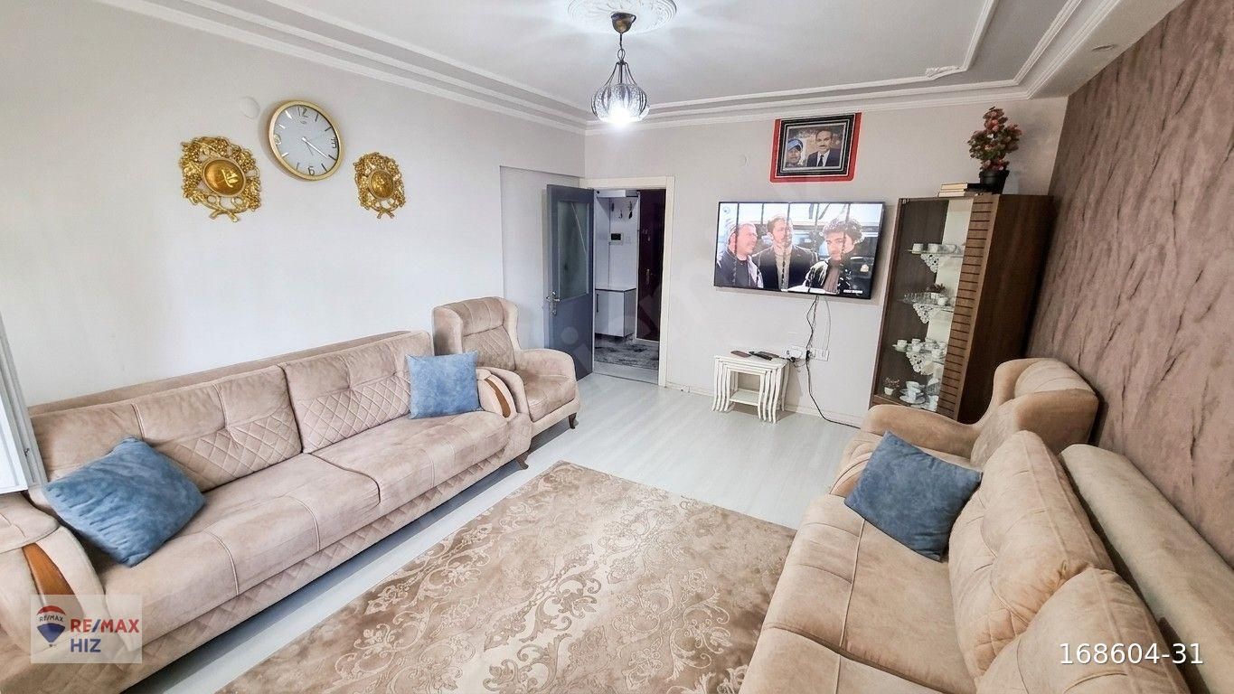 Remax Hız'dan Kaymakamlığa 1 dk, Tren’e 5 dk | 3+1 | İskanlı Daire