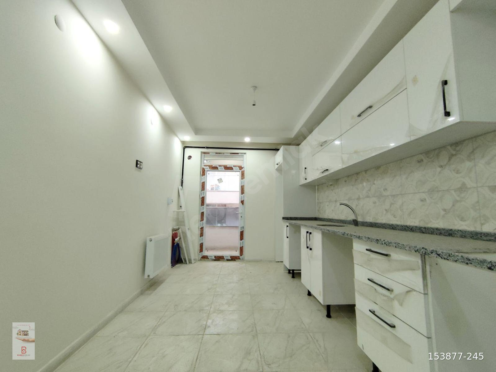 BUSEM EMLAKTAN EMEK MAH ARA KAT İSKANLI 2+1 SATILIK DAİRE