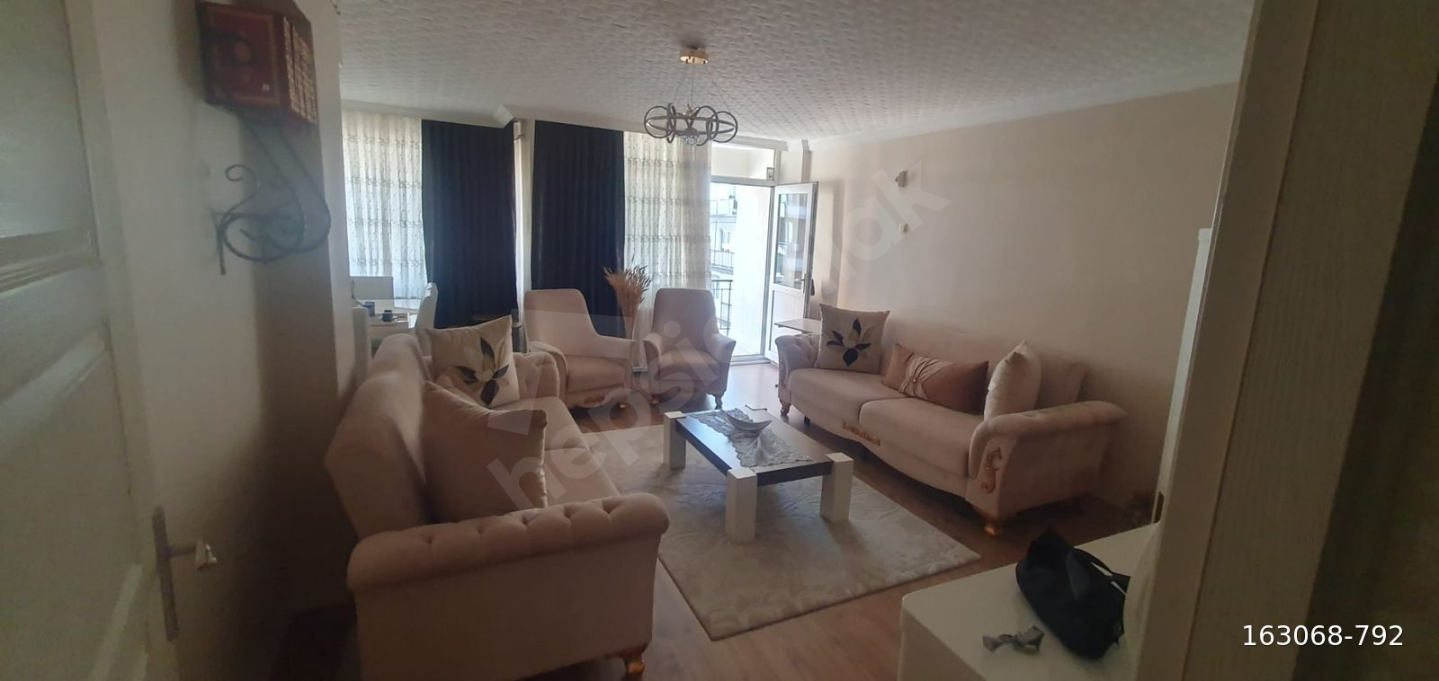 EVONADAN ÇARŞININ MERKEZİ KAFELER SOKAĞINDA 6+1 DUBLEKS DAİRE