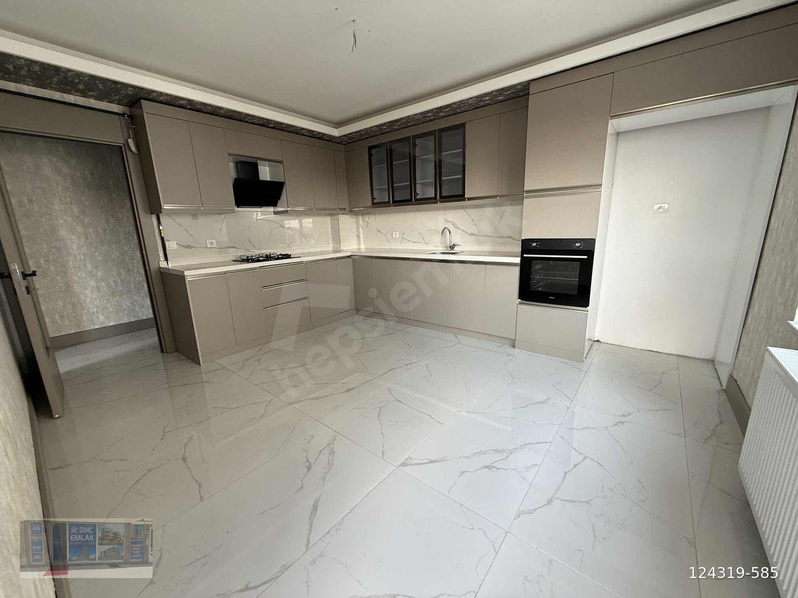 DİNÇ'TEN KİRALIK KİLERLİ ULTRA LÜX YAPILI 4+1 DAİRE