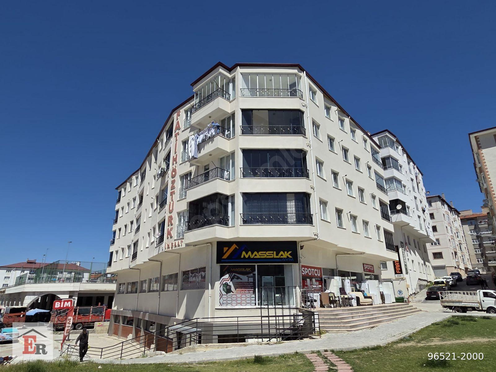 KONUT ER EMLAKTAN MERKEZİ K0NUMDA SATILIK 1+1 EŞYALI DAİRE