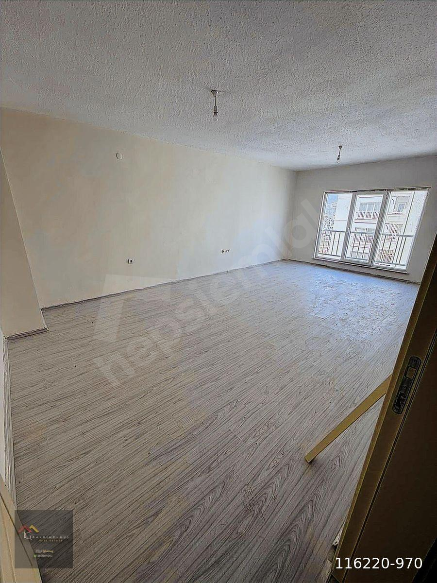 ADLİYE ARKASI TOKİDE KİRALIK DAİRE