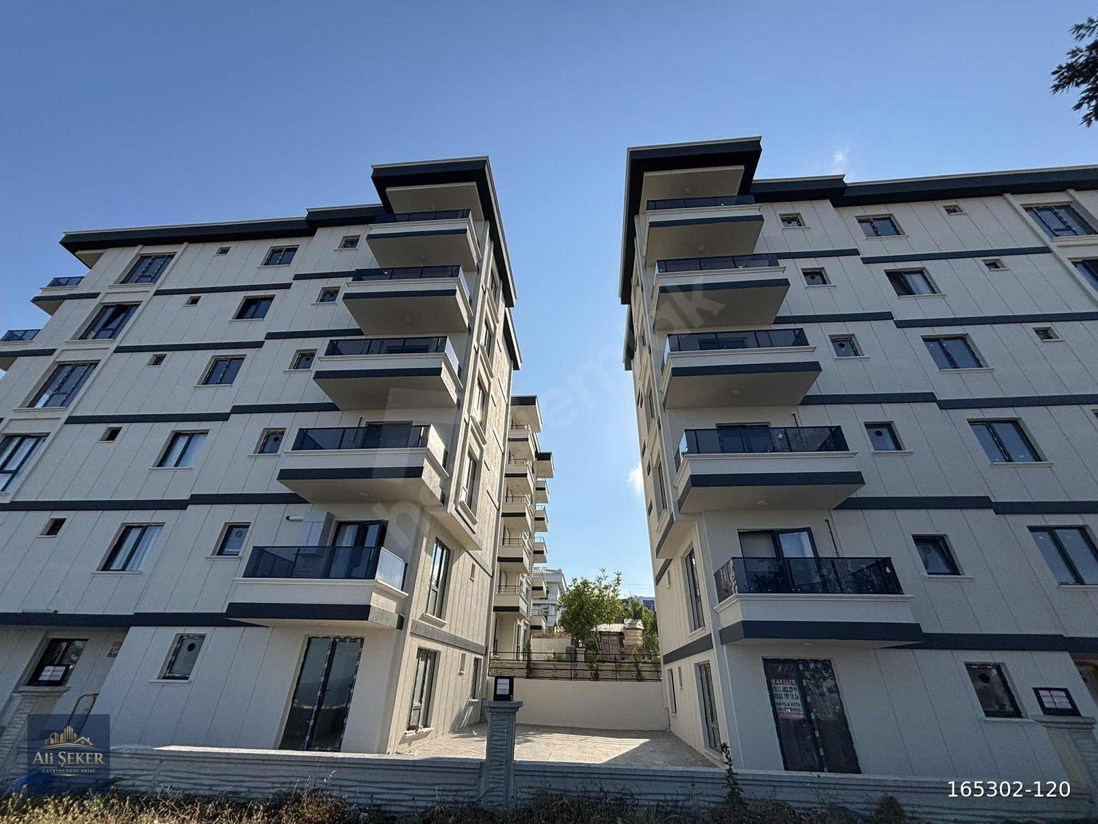 ATAKUM'DA SATILIK DENİZ MANZARALI 1+1 DAİRE