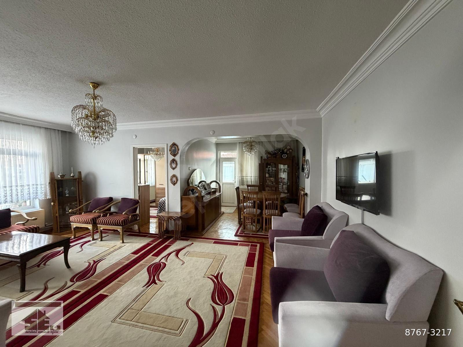 SERHAT EMLAK'TAN SUBAYEVLERİN'DE ÜST KAT ÖN CEPHE 2+L SALON SATILIK DAİRE