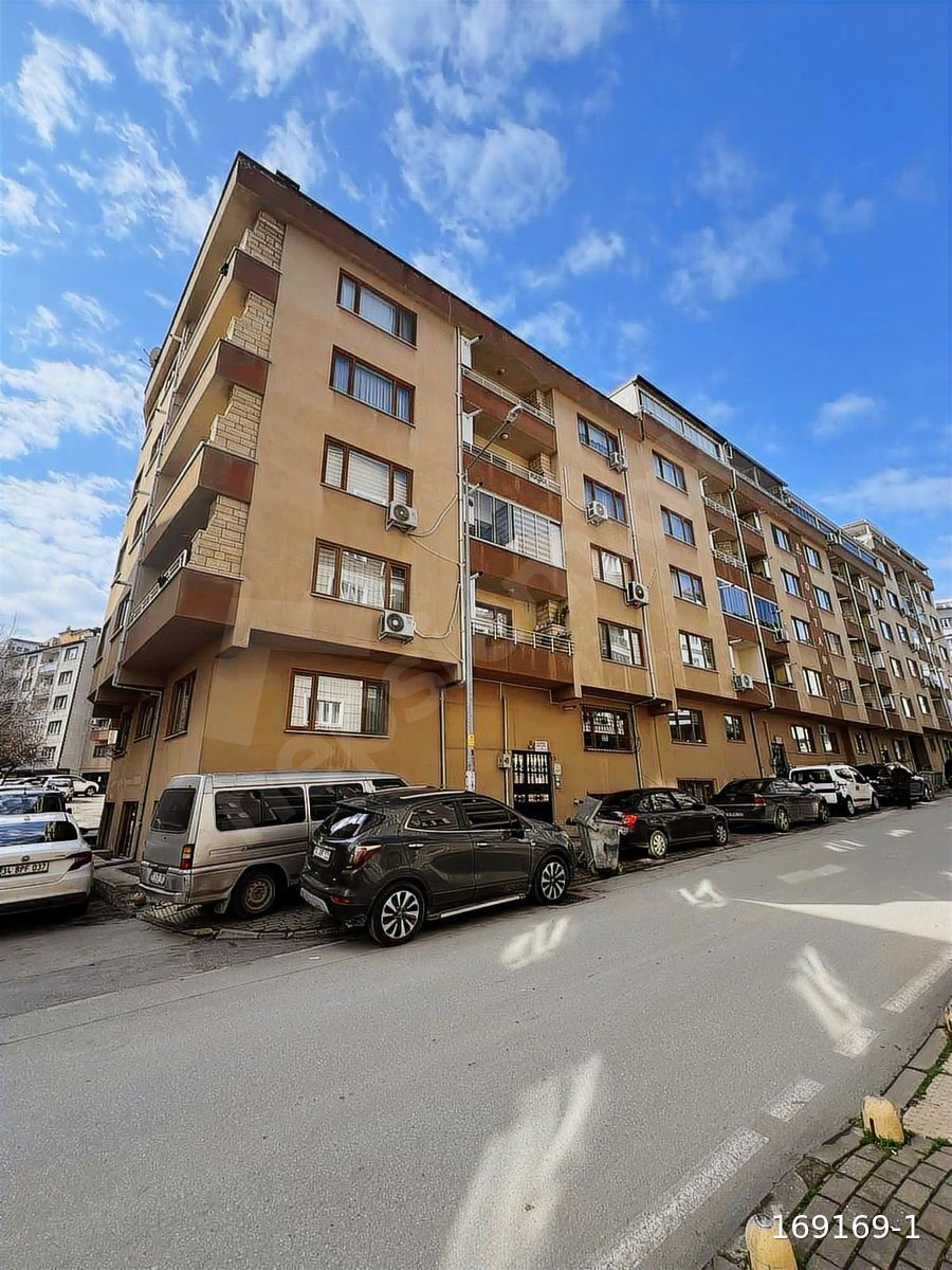 İHSANİYE SATILIK UYGUN FİYATLI 2+1 DAİRE