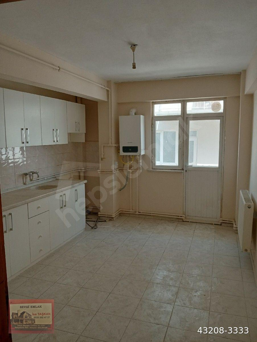 BALİKESİR ALTIEYLÜL PLEVNE 3+1ARAKAT DAİRE