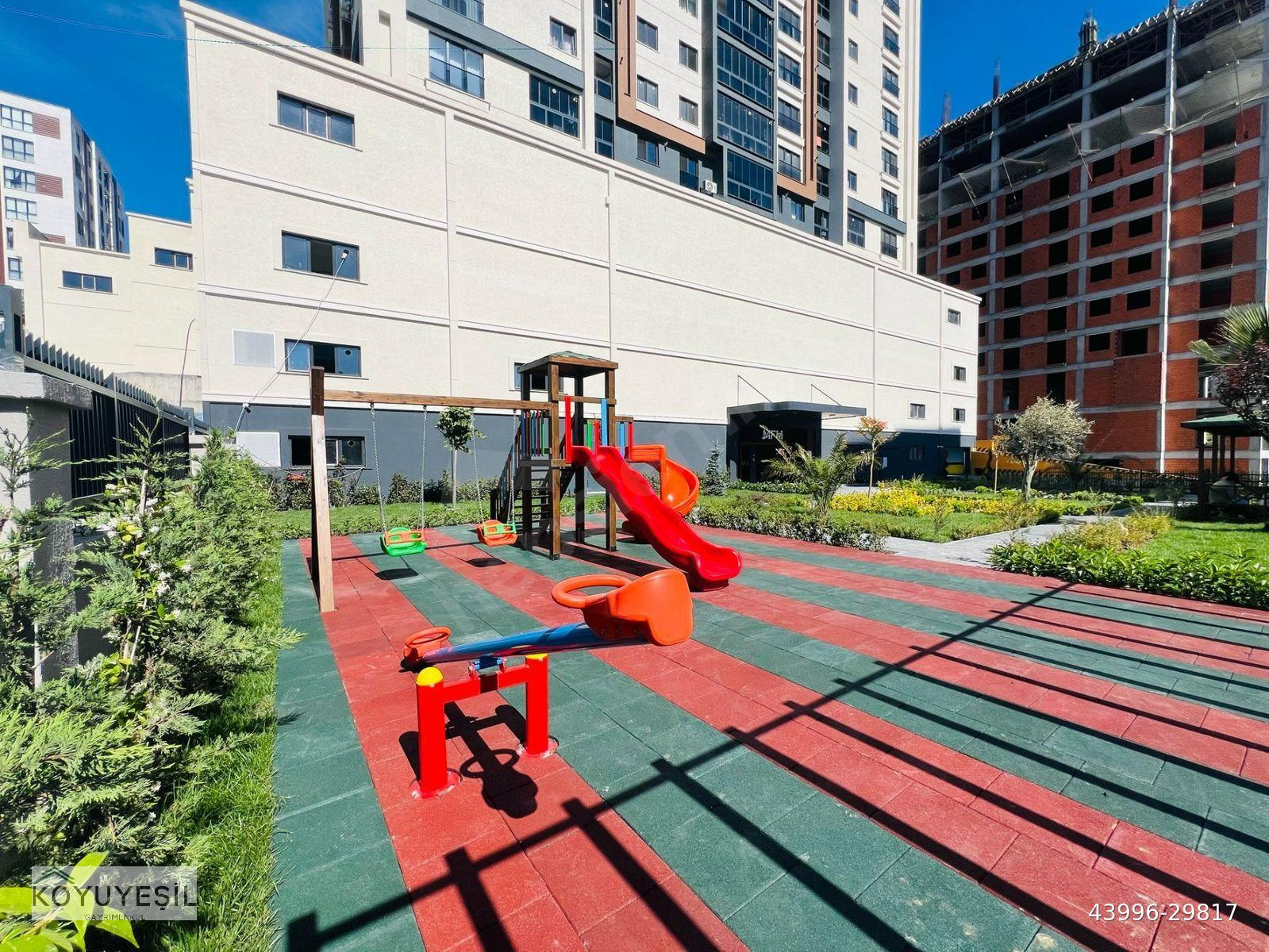SAHİBNDEN SATILIK - OTOPARKLI - GÜVENLİKLİ - METROYA YAKIN - SİTE İÇİ