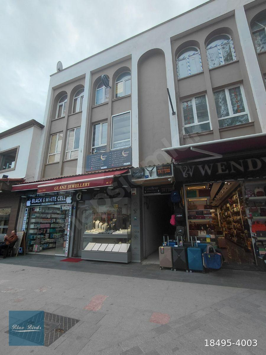 KUŞADASI KERVANSARAYDA PRESTİJLİ KONUMDA SATILIK 1+1