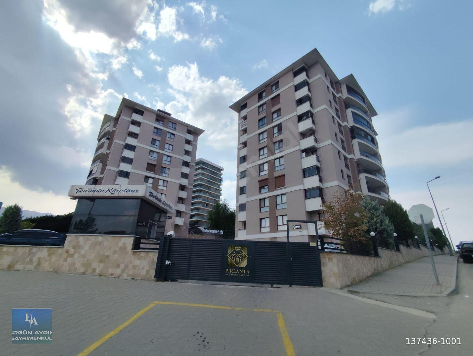 ERGÜN AYDIN'DAN Pırlanta Konutları Havuzlu Site İçi Arakat Daire