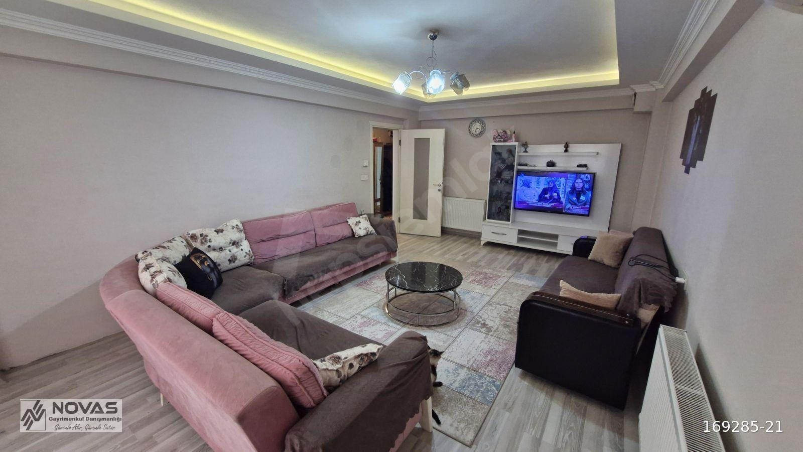 Kemalapaşa Merkez de Satılık Geniş Bahçeli 7 yaşında 2+1 Daire