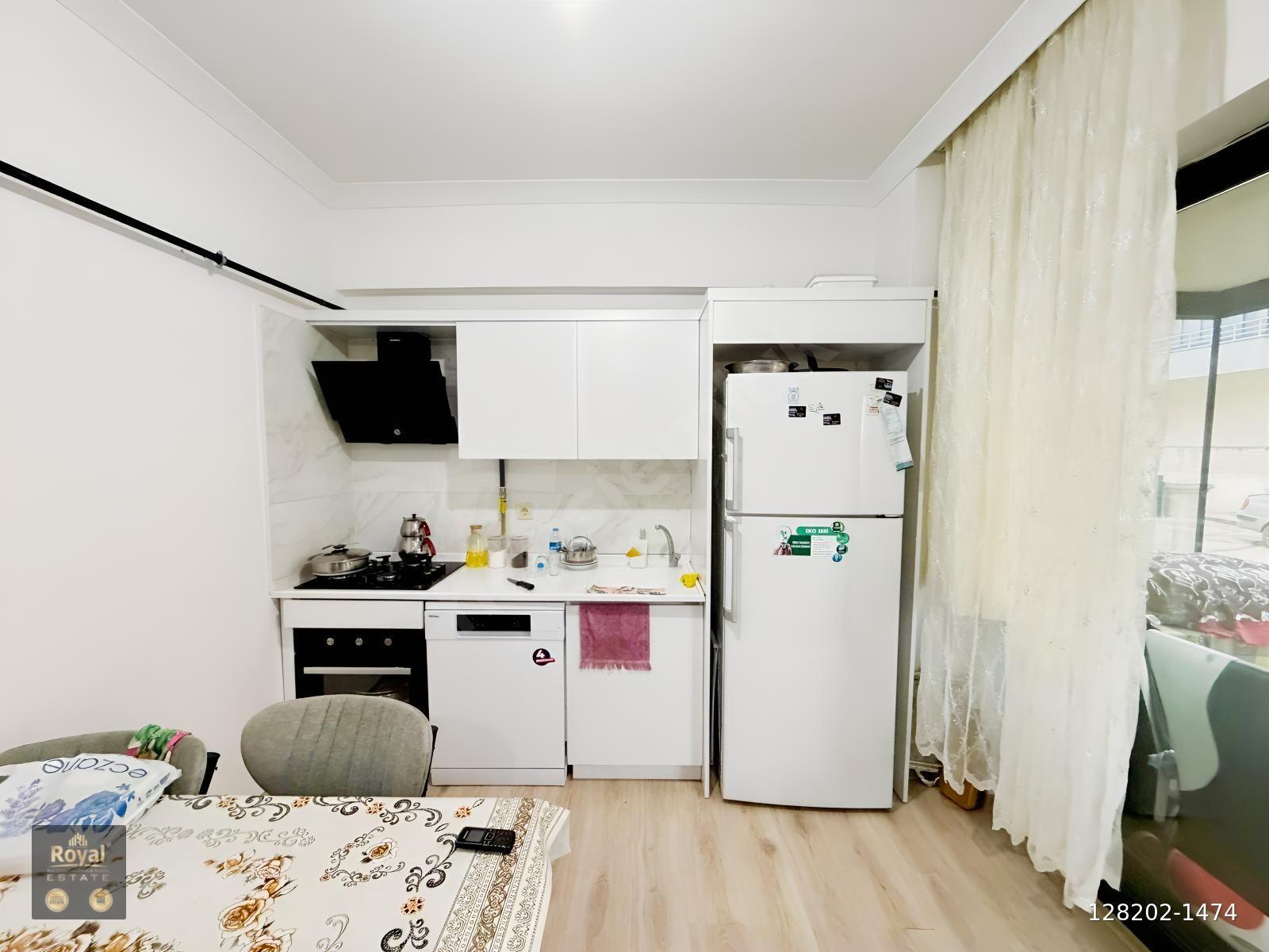 ROYAL EMLAKTAN AÇI KOLEJİ KARŞISI SATILIK EŞYALI 1+1 DAİRE