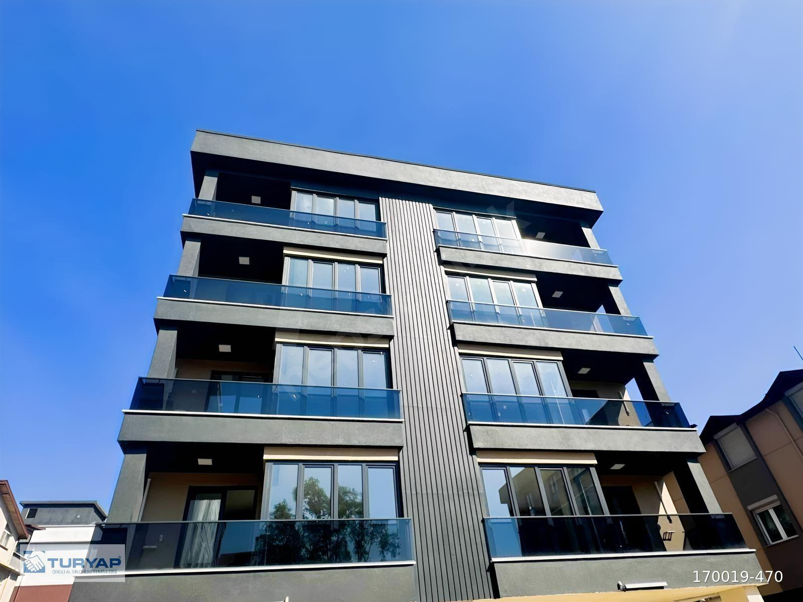 ORDU CUMHURİYET PLAJ MEVKİİ'DE, SATILIK LÜKS,GENİŞ 2+1 DAİRE
