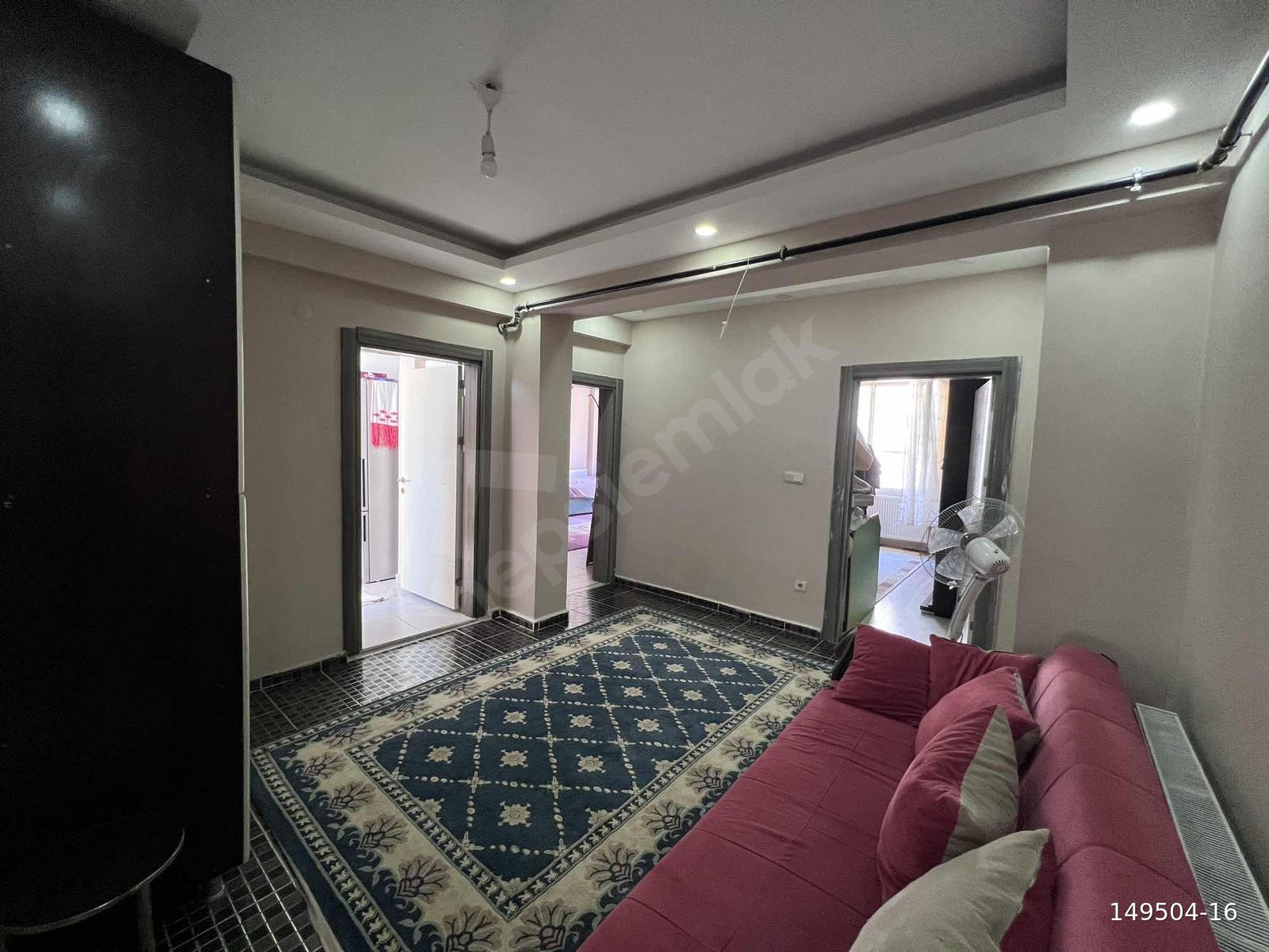 YENİ MAH'DE MERKEZDE EMİNEVİM ve FUZULEV UYGUN SATILIK 2+1 DAİRE