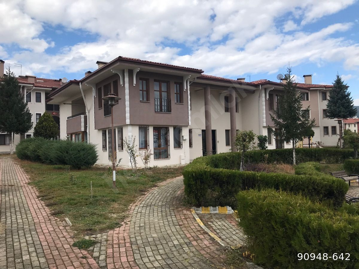 Kalıcı konutlarda Eşyalı kiralık 3+1 Daire